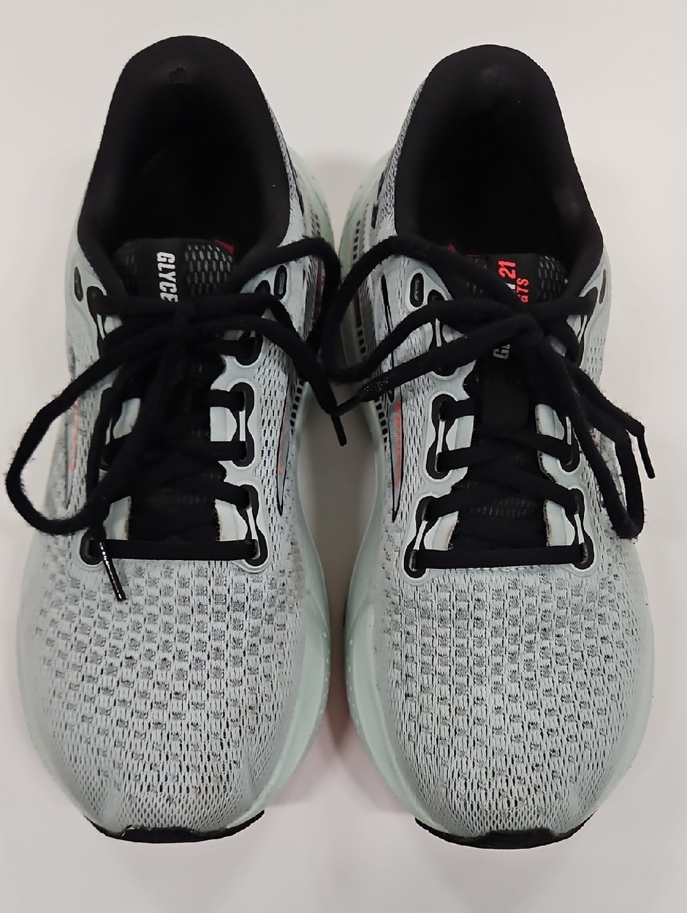 Brooks Glycerin 21 GTS size 8 Womens